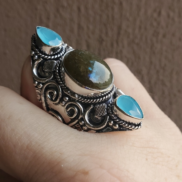 New Labradorite & Chalcedony 925 Silver Statement Ring. - Picture 9 of 15